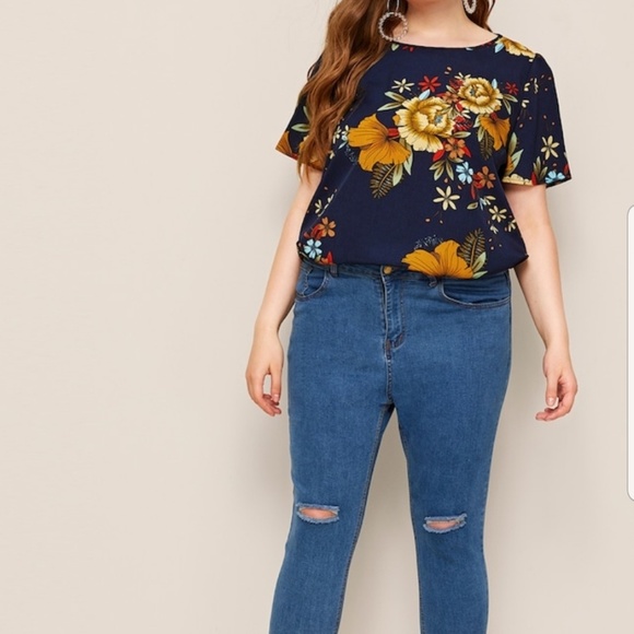 3X Navy Blue Floral Top - Picture 3 of 5